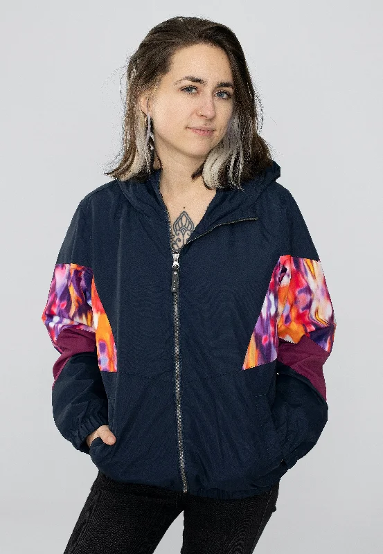 Corduroy jackets with a flapped pocket for a practical and stylish detailIriedaily - Streetz R Marine - Jacket Corduroy jackets with a flapped pocket for a practical and stylish detailIriedaily - Streetz R Marine - Jacket