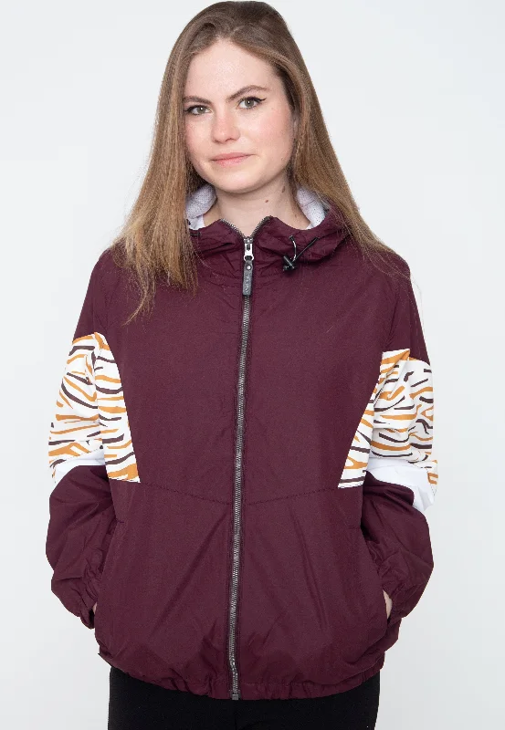 Fur - trimmed jackets for a touch of luxury and eleganceIriedaily - Streetz R Red Wine - Jacket Fur - trimmed jackets for a touch of luxury and eleganceIriedaily - Streetz R Red Wine - Jacket