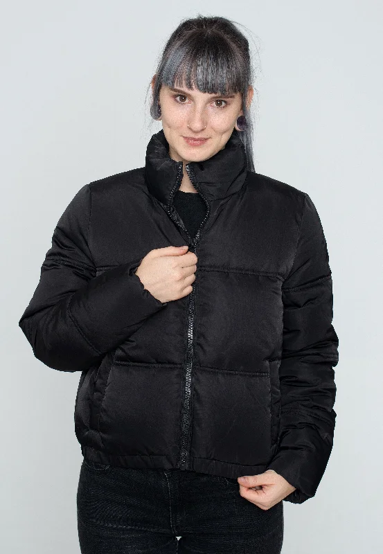 Short fur jackets with a cropped and boxy fit for a trendy lookNoisy May - Anni Black - Jacket Short fur jackets with a cropped and boxy fit for a trendy lookNoisy May - Anni Black - Jacket