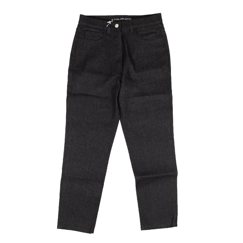Luxury denim jeans made from premium materials like Japanese selvedge denimA.P.C Cotton Denim Straight Jeans - Blue Luxury denim jeans made from premium materials like Japanese selvedge denimA.P.C Cotton Denim Straight Jeans - Blue
