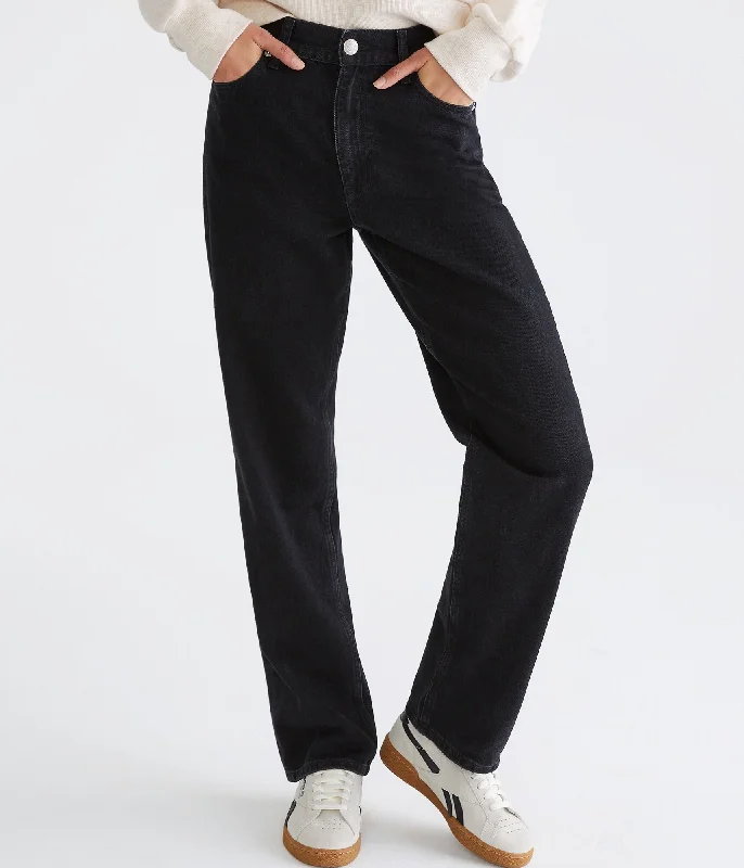 Culotte - style denim jeans with a wide - leg and short - length hybrid for a fashion - forward choiceAeropostale High-Rise Baggy Jean Culotte - style denim jeans with a wide - leg and short - length hybrid for a fashion - forward choiceAeropostale High-Rise Baggy Jean
