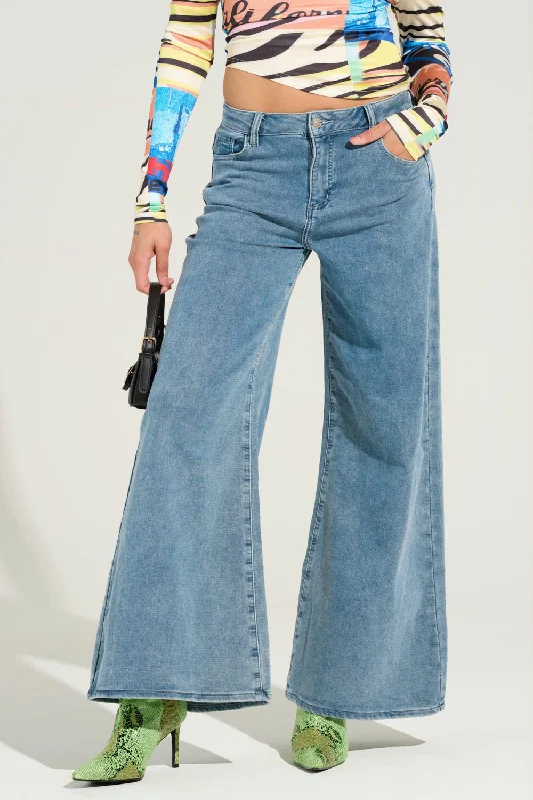 Denim jeans for casual outings like hanging out with friends or running errandsBEST NIGHT YET DREAMJEAN COMFY DENIM Denim jeans for casual outings like hanging out with friends or running errandsBEST NIGHT YET DREAMJEAN COMFY DENIM