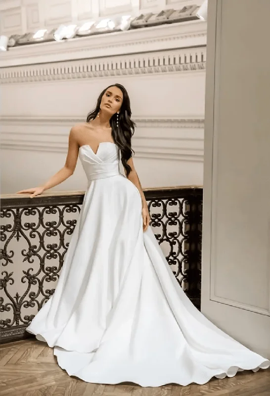 Wedding Dresses with Sheer Panels and Beaded Trim and Bow at the Back and Embroidered Paisley Patterns for a Sexy and Exotic LookColby John Sophia L22620 - Size 6 Wedding Dresses with Sheer Panels and Beaded Trim and Bow at the Back and Embroidered Paisley Patterns for a Sexy and Exotic LookColby John Sophia L22620 - Size 6