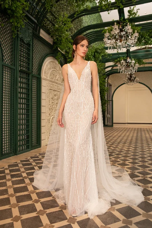 Satin Wedding Dresses with Embroidered Bodice and Tulle Skirt for a Timeless LookDany Tabet Dreux - Size 12 Satin Wedding Dresses with Embroidered Bodice and Tulle Skirt for a Timeless LookDany Tabet Dreux - Size 12