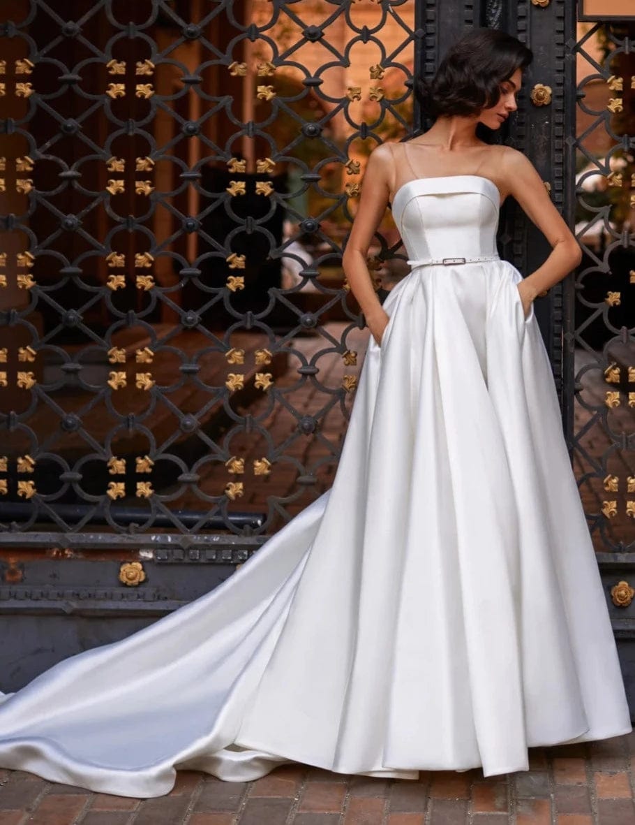 Wedding Dresses with Sheer Panels and Beaded Trim and Embroidered Paisley Patterns and Ruffled Hem and Belt and Embroidered Floral Patterns for a Sultry and Exotic LookDaria Karlozi Light Breeze - Size 8 Wedding Dresses with Sheer Panels and Beaded Trim and Embroidered Paisley Patterns and Ruffled Hem and Belt and Embroidered Floral Patterns for a Sultry and Exotic LookDaria Karlozi Light Breeze - Size 8