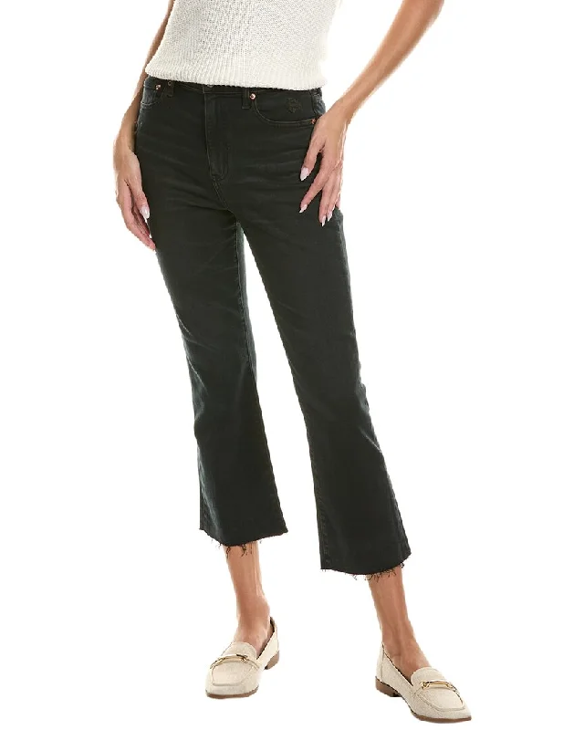 Denim jeans for a music festival with a bohemian - inspired outfitDAZE DENIM Shy Girl High Rise Crop Flare Jean Denim jeans for a music festival with a bohemian - inspired outfitDAZE DENIM Shy Girl High Rise Crop Flare Jean