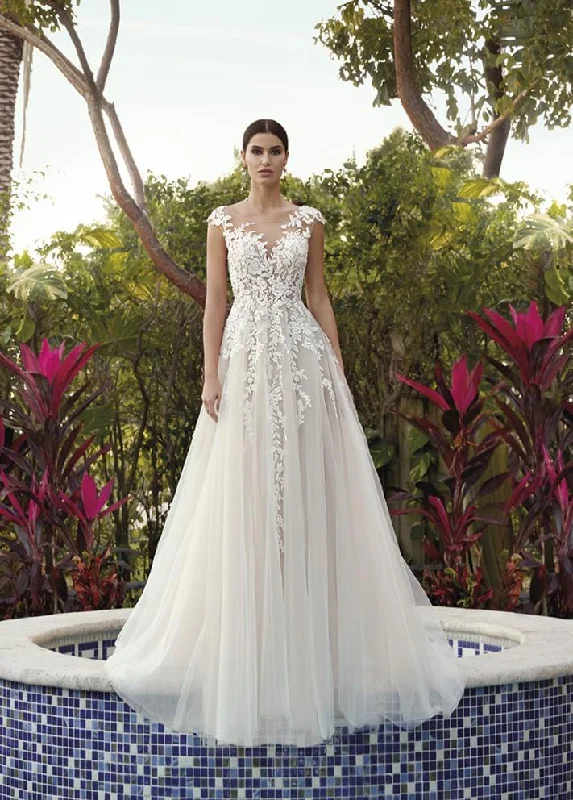 Wedding Dresses with Tiered Skirts and Bow Accents for a Girly AppealDemetrios 1002 - Size 14 Wedding Dresses with Tiered Skirts and Bow Accents for a Girly AppealDemetrios 1002 - Size 14