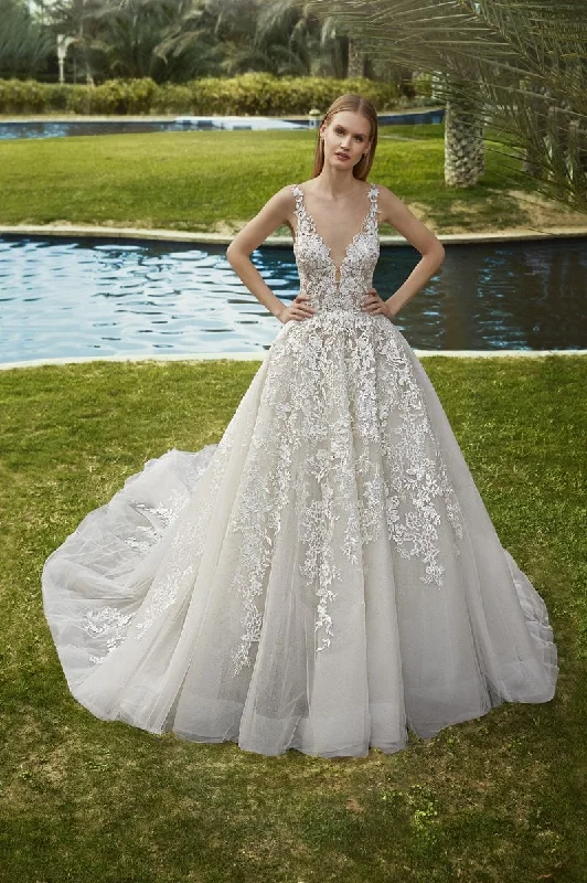 Wrap Style Wedding Dresses with Belt for a Comfortable and Stylish OptionDemetrios 1008 - Size 14 Wrap Style Wedding Dresses with Belt for a Comfortable and Stylish OptionDemetrios 1008 - Size 14