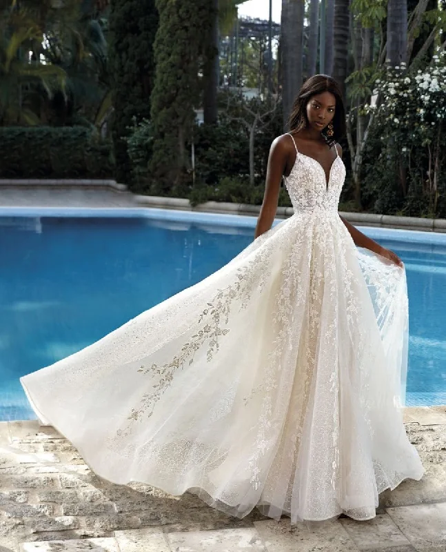 Long Train Wedding Dresses with Crystal Buttons and Lace Trim for a Grand EntranceDemetrios 1199 - Size 20 Long Train Wedding Dresses with Crystal Buttons and Lace Trim for a Grand EntranceDemetrios 1199 - Size 20
