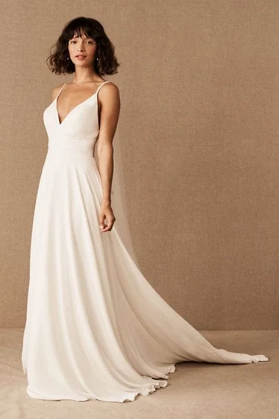 Wedding Dresses with Sequined Bodice and Chiffon Overlay for an Elegant ContrastEddy K. Beloved - Size 12 Wedding Dresses with Sequined Bodice and Chiffon Overlay for an Elegant ContrastEddy K. Beloved - Size 12