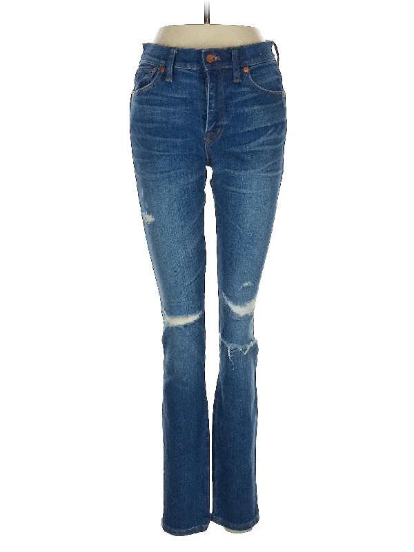 Denim jeans for a maximalist style with lots of layers and embellishmentsHigh-Rise Bootleg Jeans Denim jeans for a maximalist style with lots of layers and embellishmentsHigh-Rise Bootleg Jeans