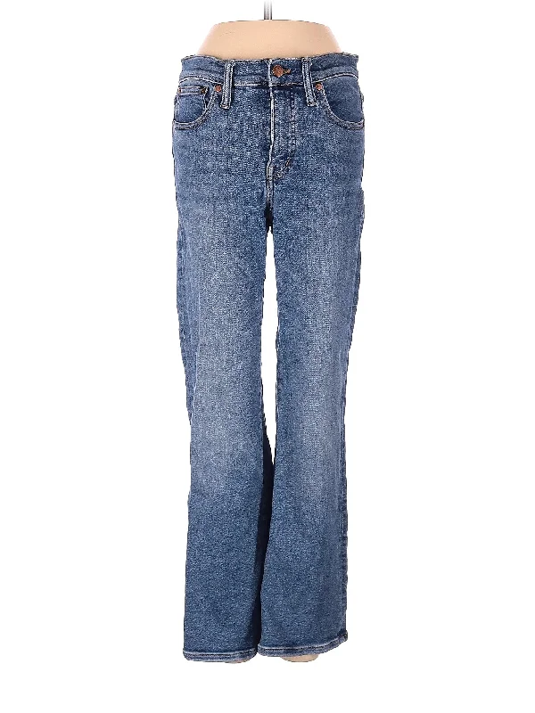 Back - pocket - embroidered denim jeans with intricate designs for a decorative detailHigh-Rise Bootleg Jeans in Medium Wash Back - pocket - embroidered denim jeans with intricate designs for a decorative detailHigh-Rise Bootleg Jeans in Medium Wash
