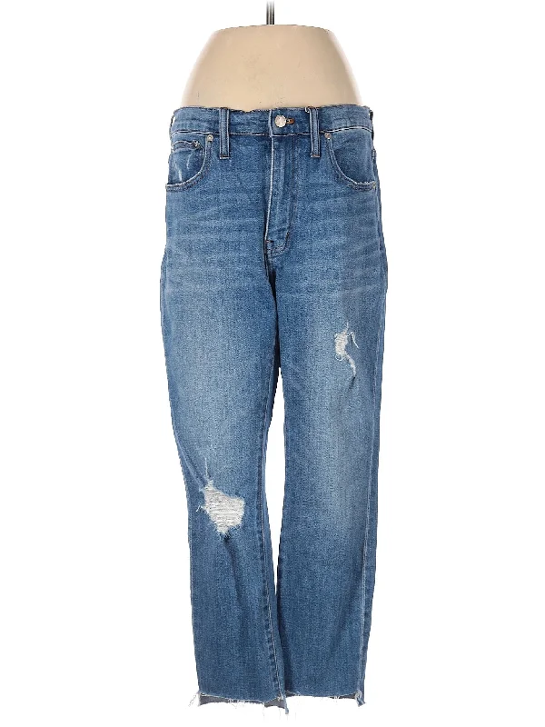 Denim jeans with a front - pocket zipper for added securityHigh-Rise Boyjeans Jeans