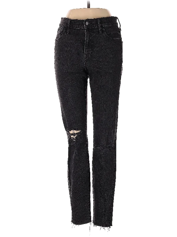 Denim jeans for a school event such as a sports day or field tripHigh-Rise Skinny Jeans Denim jeans for a school event such as a sports day or field tripHigh-Rise Skinny Jeans