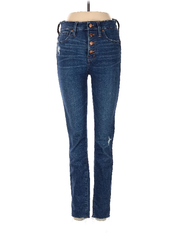 Contemporary - designed denim jeans with modern details like asymmetrical seams or unique hardwareHigh-Rise Skinny Jeans in Dark Wash Contemporary - designed denim jeans with modern details like asymmetrical seams or unique hardwareHigh-Rise Skinny Jeans in Dark Wash