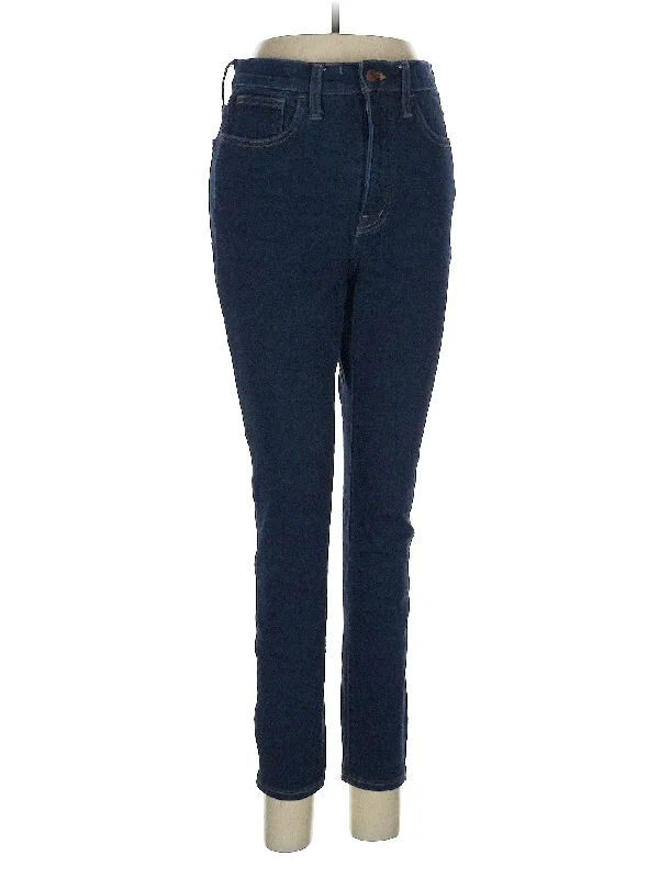 Denim jeans for a photography shoot for a trendy and edgy lookHigh-Rise Skinny Jeans in Dark Wash Denim jeans for a photography shoot for a trendy and edgy lookHigh-Rise Skinny Jeans in Dark Wash