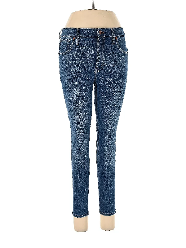 Denim jeans for a shopping spree while remaining comfortable on your feetHigh-Rise Skinny Jeans in Medium Wash Denim jeans for a shopping spree while remaining comfortable on your feetHigh-Rise Skinny Jeans in Medium Wash