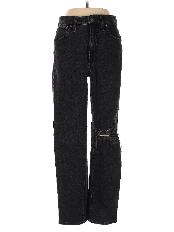 Denim jeans for petite body types with proportionate sizing and a flattering fitHigh-Rise Straight-leg Jeans Denim jeans for petite body types with proportionate sizing and a flattering fitHigh-Rise Straight-leg Jeans