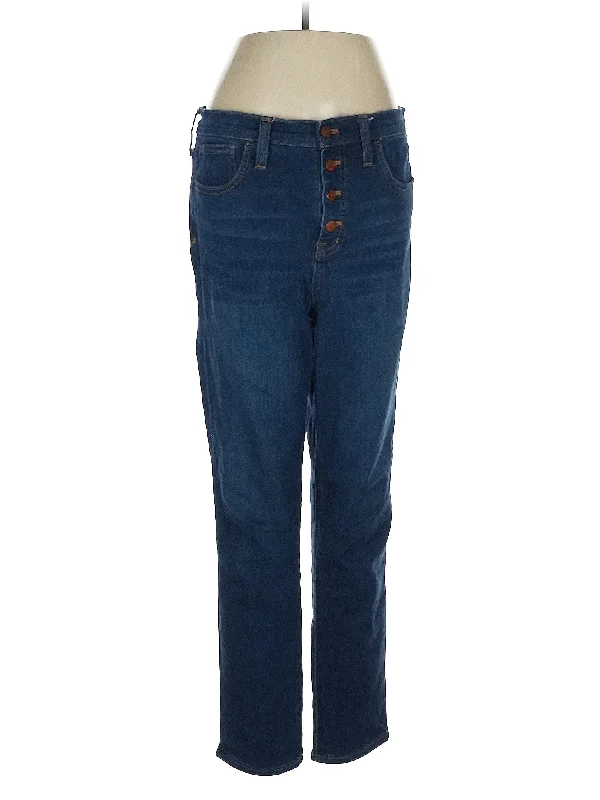Denim jeans for a snowboarding trip with appropriate layeringHigh-Rise Straight-leg Jeans in Dark Wash Denim jeans for a snowboarding trip with appropriate layeringHigh-Rise Straight-leg Jeans in Dark Wash