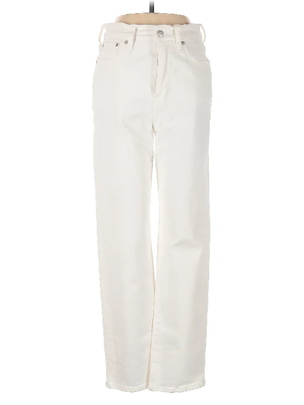 Denim jeans for a church service in a more relaxed and modern churchHigh-Rise Wide-leg Jeans Denim jeans for a church service in a more relaxed and modern churchHigh-Rise Wide-leg Jeans