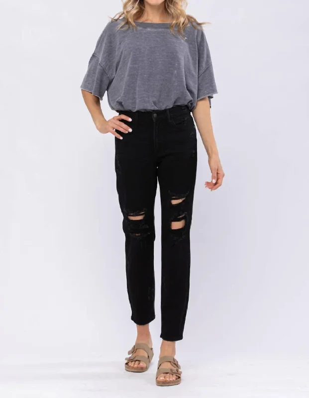 Denim jeans with a raw - edge hem for a rugged and unfinished lookHigh Waist Boyfriend Jeans In Black Denim jeans with a raw - edge hem for a rugged and unfinished lookHigh Waist Boyfriend Jeans In Black