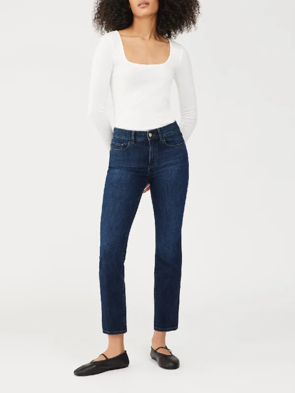 Denim jeans for a snowboarding trip with appropriate layeringMara Straight Mid Rise Instasculpt Ankle Jeans In India Ink Denim jeans for a snowboarding trip with appropriate layeringMara Straight Mid Rise Instasculpt Ankle Jeans In India Ink