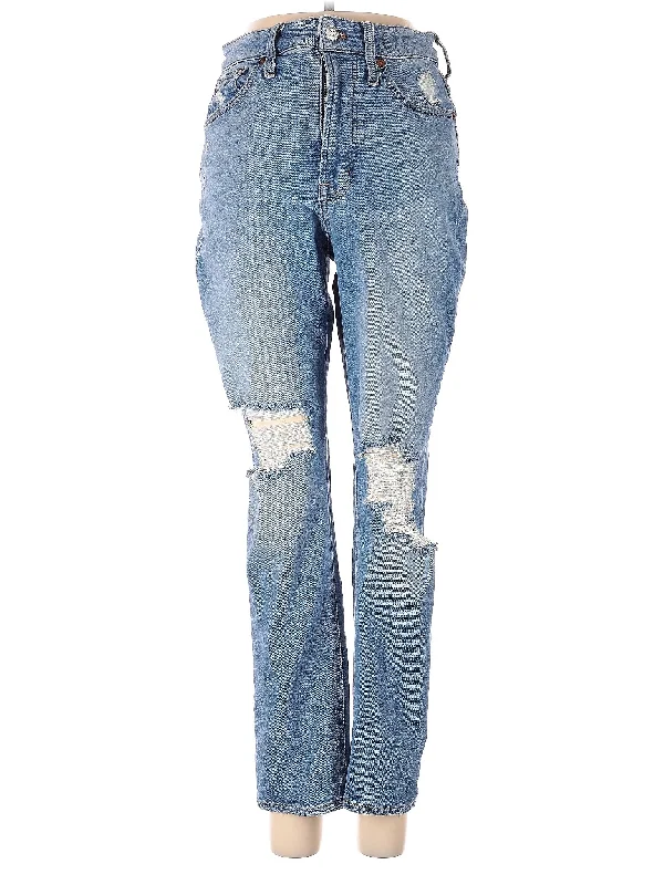 Flare - leg denim jeans with a 70s - style bell - bottom design for a retro lookMid-Rise Boyjeans Jeans Flare - leg denim jeans with a 70s - style bell - bottom design for a retro lookMid-Rise Boyjeans Jeans