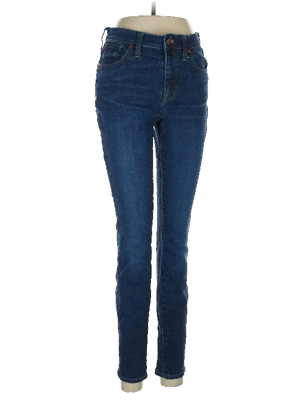 Denim jeans for a hiking trip to provide freedom of movement and durabilityMid-Rise Skinny Jeans in Dark Wash Denim jeans for a hiking trip to provide freedom of movement and durabilityMid-Rise Skinny Jeans in Dark Wash