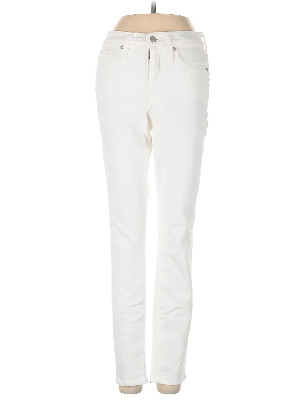 Denim jeans for a bohemian - themed outfit with flowy tops and ethnic accessoriesMid-Rise Skinny Jeans in Light Wash Denim jeans for a bohemian - themed outfit with flowy tops and ethnic accessoriesMid-Rise Skinny Jeans in Light Wash