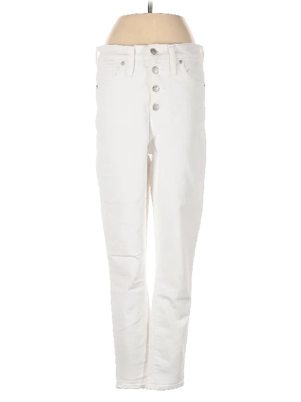 Denim jeans for a cooking class without restricting movementMid-Rise Straight-leg Jeans Denim jeans for a cooking class without restricting movementMid-Rise Straight-leg Jeans