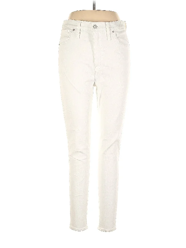 Boyfriend - style loose - fit denim jeans with a casual and laid - back vibeMid-Rise Straight-leg Jeans in Light Wash Boyfriend - style loose - fit denim jeans with a casual and laid - back vibeMid-Rise Straight-leg Jeans in Light Wash