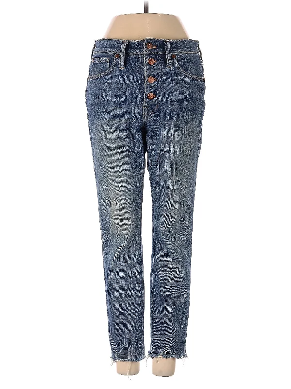 Denim jeans for a fishing trip with functional pockets for storing gearMid-Rise Straight-leg Jeans in Medium Wash Denim jeans for a fishing trip with functional pockets for storing gearMid-Rise Straight-leg Jeans in Medium Wash