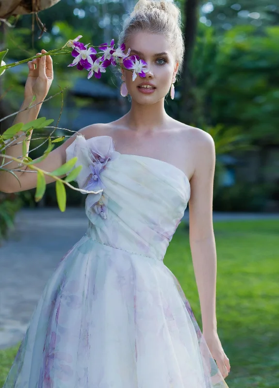 Wedding Dresses with Embroidered Birds and Sequined Floral Motifs and Satin and Lace Combo and Bow at the Waist and Embroidered Floral Patterns for a Nature Inspired and Romantic LookOrhideya Wedding Dresses with Embroidered Birds and Sequined Floral Motifs and Satin and Lace Combo and Bow at the Waist and Embroidered Floral Patterns for a Nature Inspired and Romantic LookOrhideya
