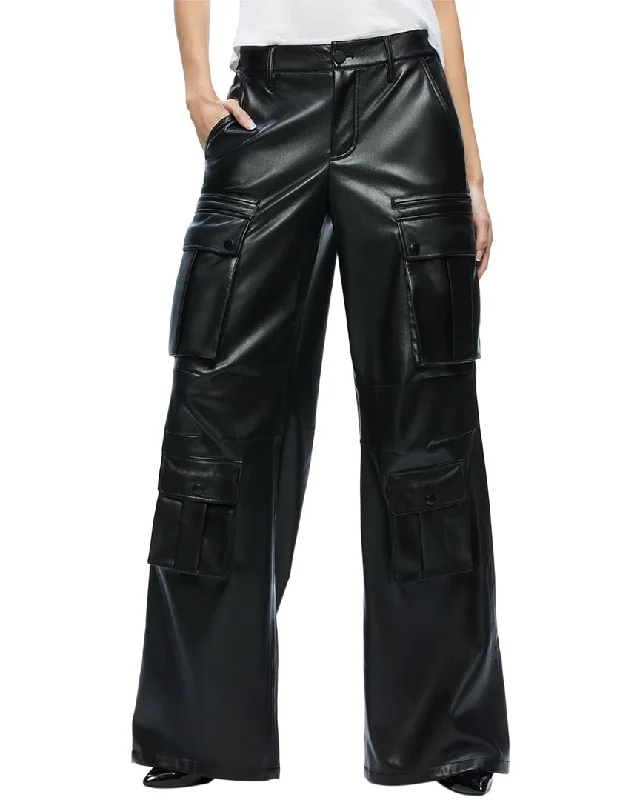 Plaid wide leg pants for women in a preppy stylealice + olivia Joette Low-Rise Cargo Pant Plaid wide leg pants for women in a preppy stylealice + olivia Joette Low-Rise Cargo Pant
