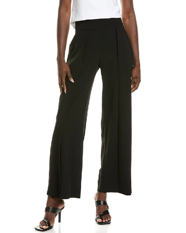 Ripped jeans for women in a punk styleAnne Klein Wide Leg Pant