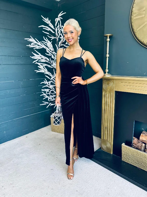 Party Dresses with Rhinestone Embellishments and Sheer Sleeves for Ladies' Luxurious and Alluring LookDanise Velvet Detail Dress Black Party Dresses with Rhinestone Embellishments and Sheer Sleeves for Ladies' Luxurious and Alluring LookDanise Velvet Detail Dress Black