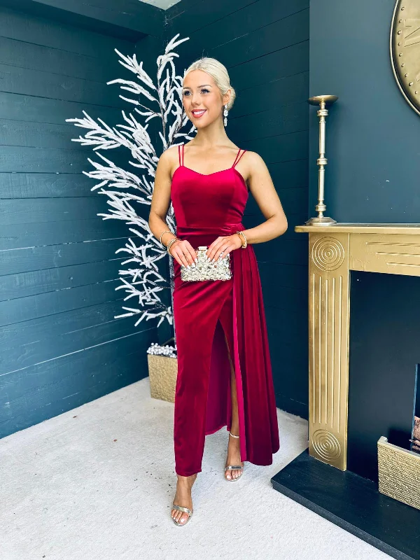 Strapless Party Dresses with Tassel Accents for Ladies' Fun and Flirty LookDanise Velvet Detail Dress Ruby Strapless Party Dresses with Tassel Accents for Ladies' Fun and Flirty LookDanise Velvet Detail Dress Ruby