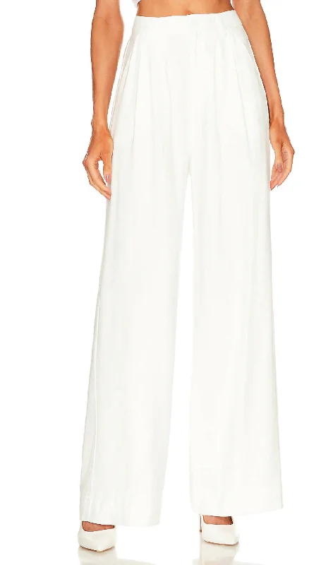 Bootcut dress pants for women in a formal and stylish lookFabi Pant In White