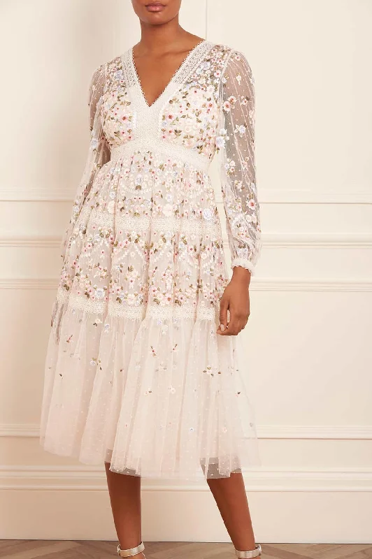 Party Dresses with Sequined Bodice and Chiffon Skirt for Ladies' Elegant ContrastGarland Ribbon Midaxi Dress Party Dresses with Sequined Bodice and Chiffon Skirt for Ladies' Elegant ContrastGarland Ribbon Midaxi Dress