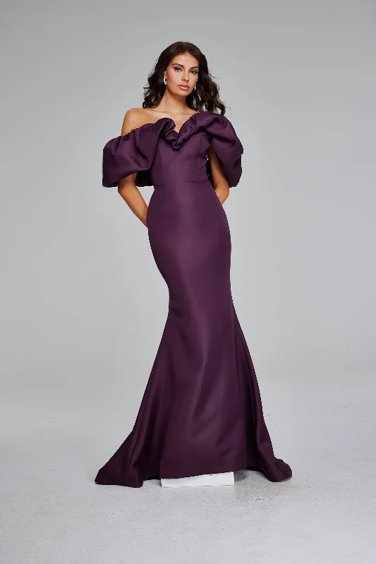 Sleeveless Chiffon Party Dresses with Slit for Ladies' Cocktail PartiesJovani 40596 Sleeveless Chiffon Party Dresses with Slit for Ladies' Cocktail PartiesJovani 40596