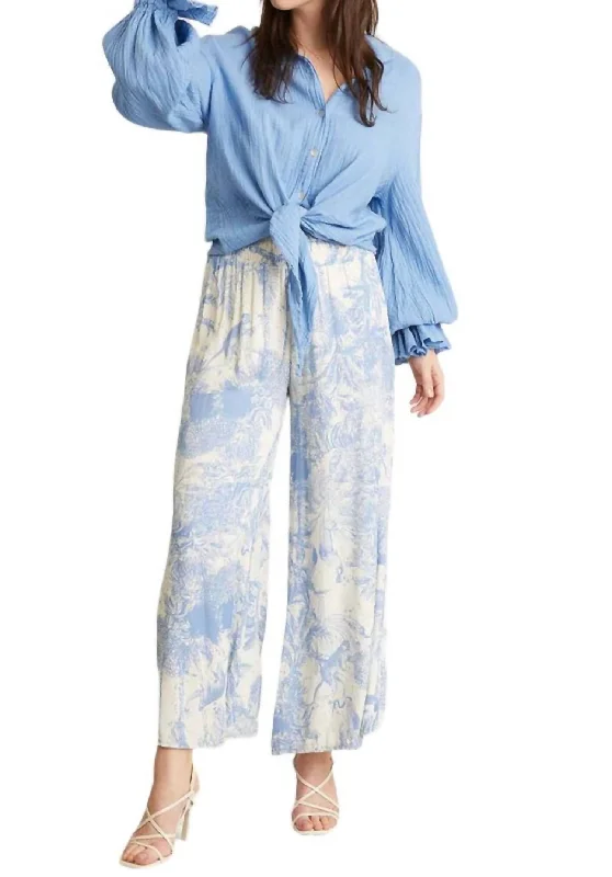 Ankle length wide leg pants for women in a versatile and stylish styleMicah Crop Pants In White Multi Ankle length wide leg pants for women in a versatile and stylish styleMicah Crop Pants In White Multi