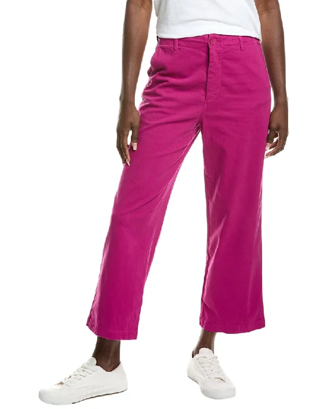 Trousers with side slits for women in a modern designMonrow Wide Leg Chino