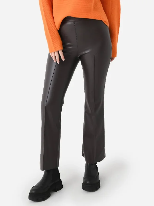 Flared pants for women to flatter the figurePorterfield Vegan Leather Crop Flare Pant In Espresso Flared pants for women to flatter the figurePorterfield Vegan Leather Crop Flare Pant In Espresso