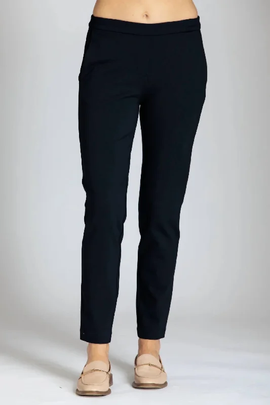 Velvet wide leg pants for women in a luxurious stylePull On Ponte Trousers In Black Velvet wide leg pants for women in a luxurious stylePull On Ponte Trousers In Black