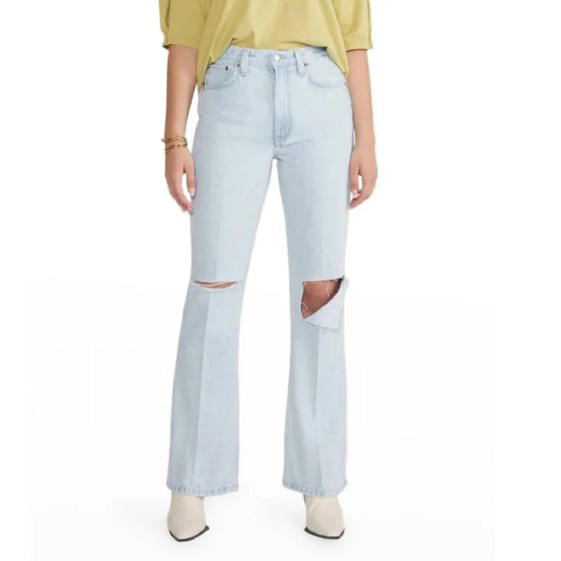 Corduroy bootcut pants for women in a classic and comfortable styleSasha Modern Flare In Sea Breeze Corduroy bootcut pants for women in a classic and comfortable styleSasha Modern Flare In Sea Breeze