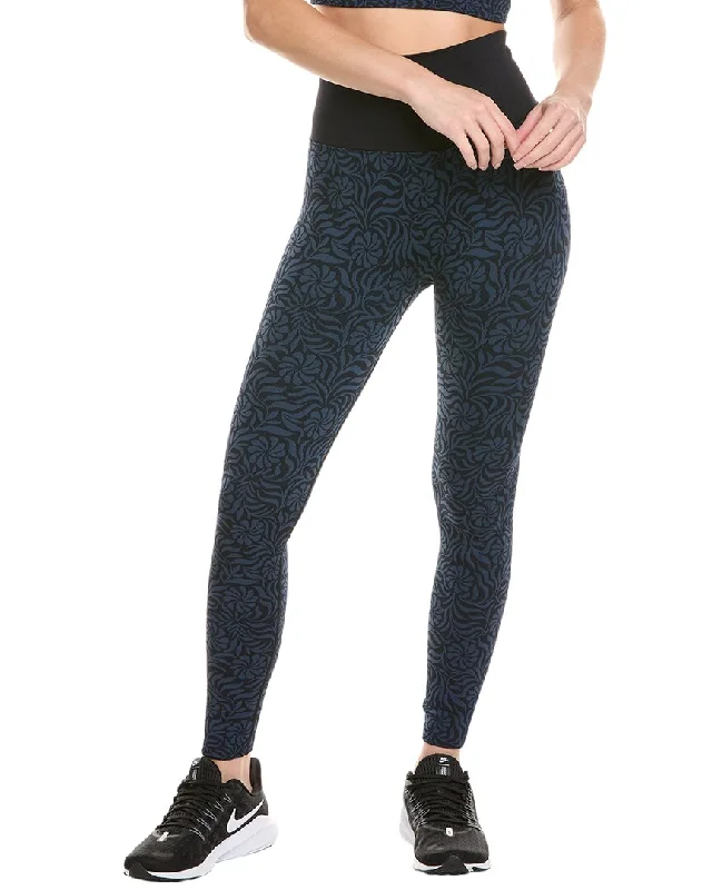 Drawstring pants for women in a casual fitSpiritual Gangster Seamless Jacquard 7/8 Legging Drawstring pants for women in a casual fitSpiritual Gangster Seamless Jacquard 7/8 Legging