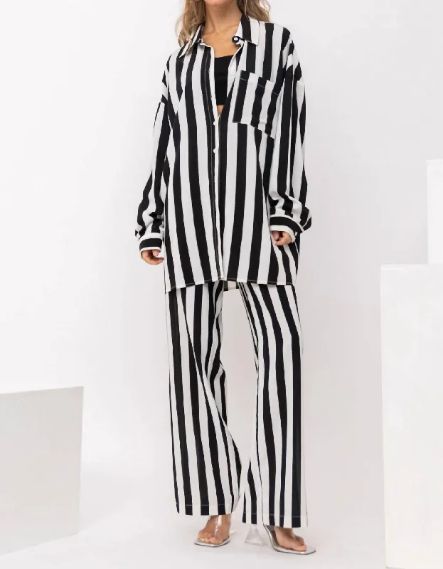 Polyester blend pants for women in durabilityStriped Pant In Black And White