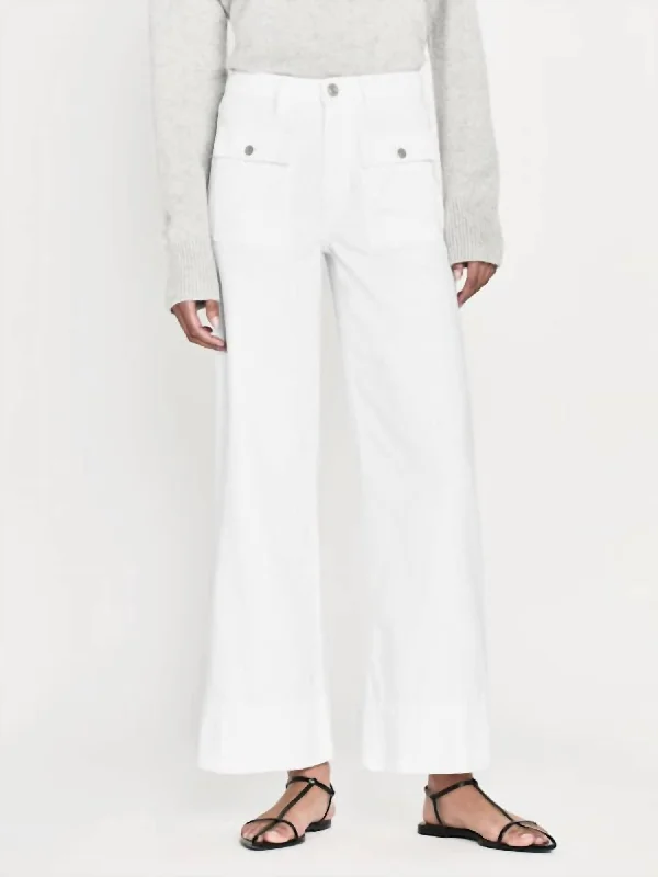 Culottes with side pockets for women in a functional and stylish styleThe 70S Patch Pocket Crop In White Culottes with side pockets for women in a functional and stylish styleThe 70S Patch Pocket Crop In White