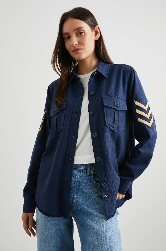 Hooded jackets with a drawstring hood for a sporty lookLOREN SHIRT JACKET - NAVY