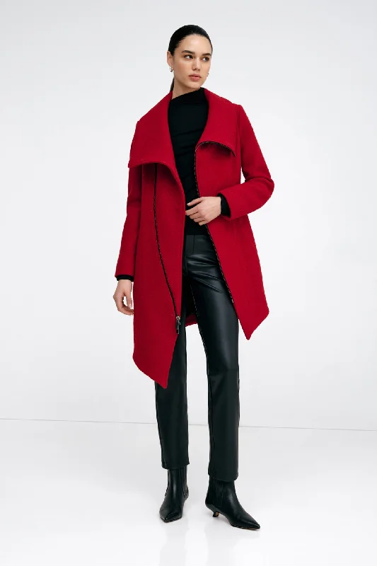 Puffer jackets with a removable hood for versatilityMaren Coat
